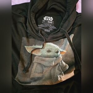 Star Wars The Mandalorian The Child Pullover Men's Medium